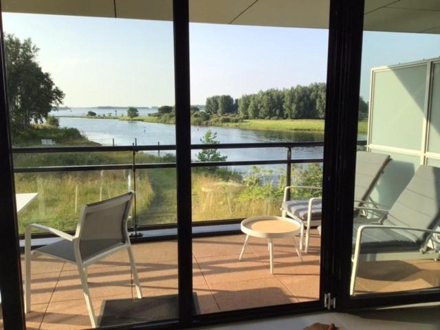 Appartement Aan Jachthaven Met Zicht Op Veerse Meer Arnemuiden Exterior foto
